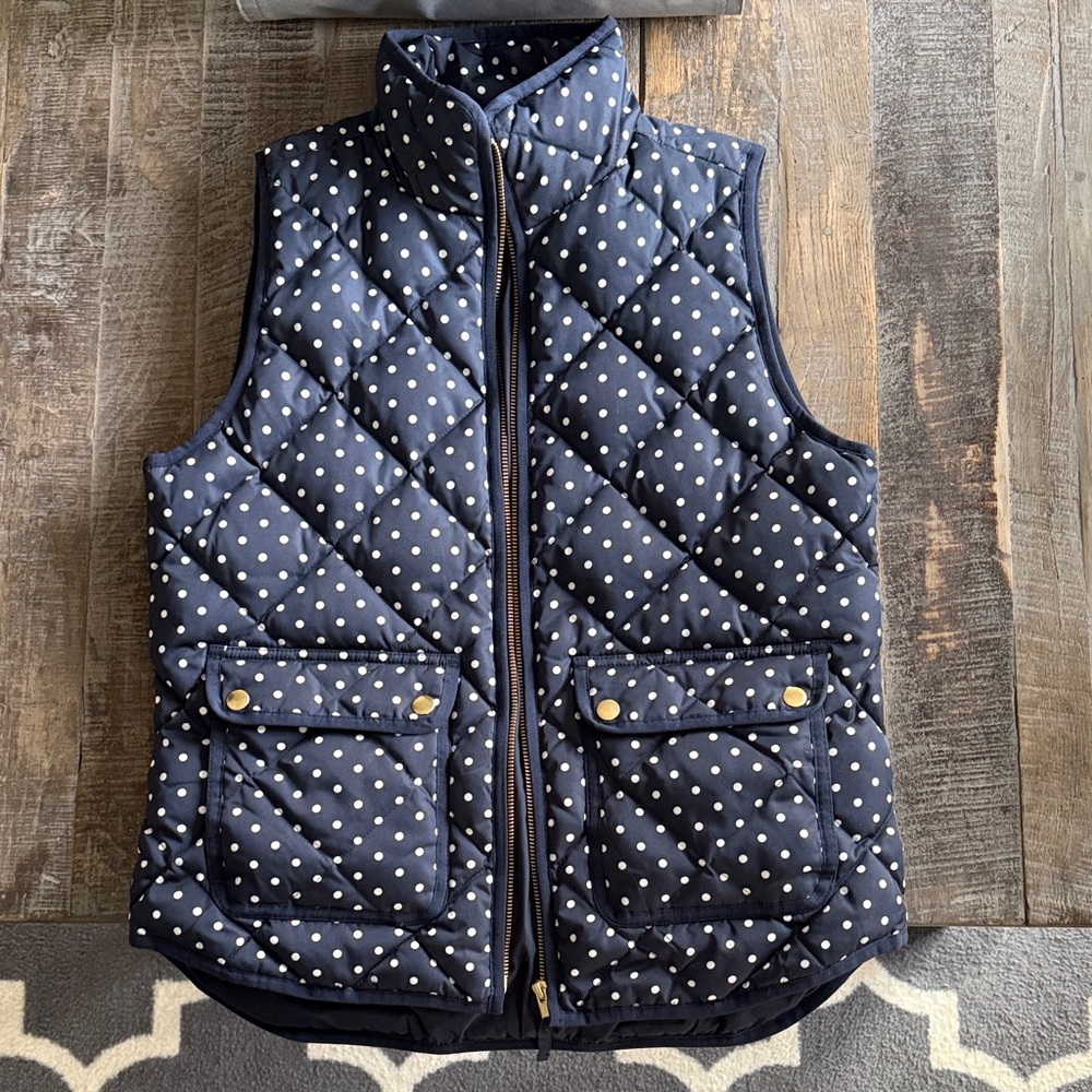 J Crew Factory Women’s Puffer Vest Navy & White Polka Dot Size Small